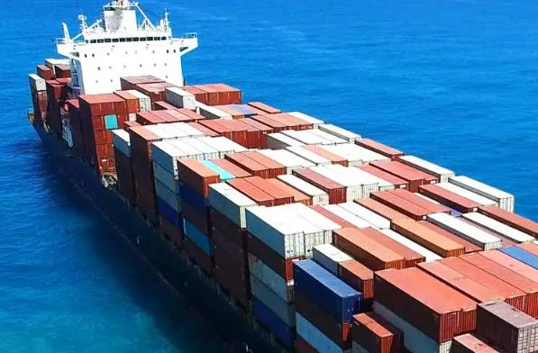 英國(guó)是如何通過(guò)優(yōu)質(zhì)服務(wù)和創(chuàng)新技術(shù)打造全球物流樞紐的？